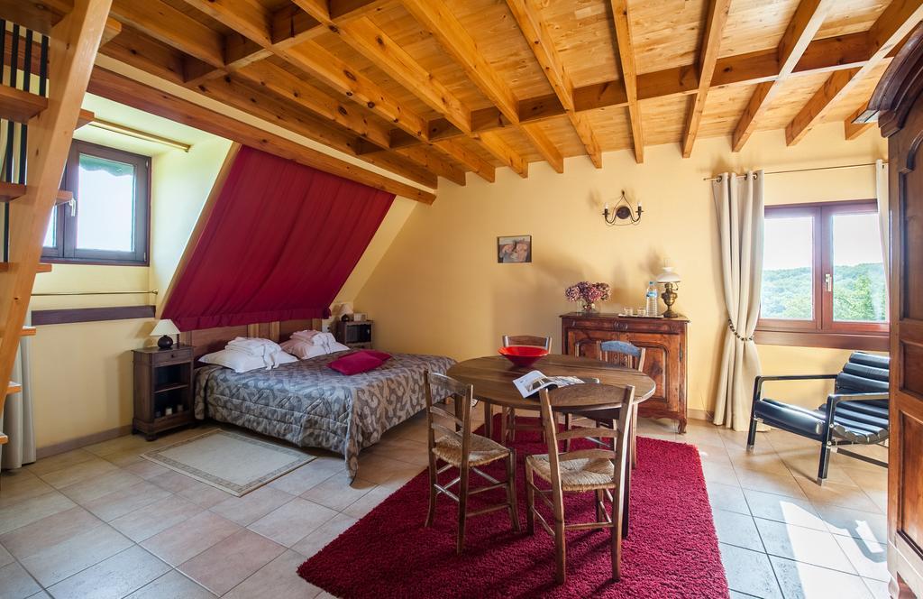 Mayrac Villa Touloumo חדר תמונה